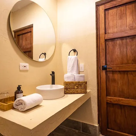 Casa Noa Colonial Hostal
